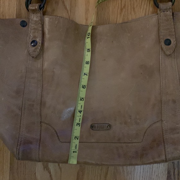 Frye Melissa distressed large handbag tote Washed Leather - Picture 8 of 15